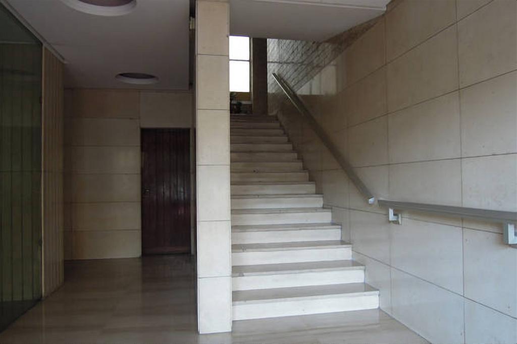 Loreto - Colorful Studio Apartment Milan Bagian luar foto